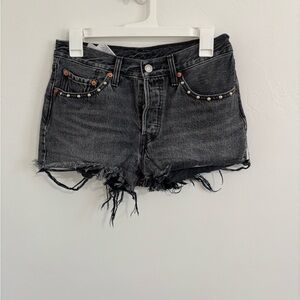 Levi’s Black Distressed Silver Studded Shorts – Size 26